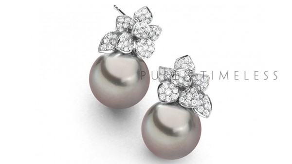 Witgouden 11-12 mm Tahiti parel oorbellen met diamant