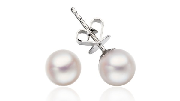 Akoya oorknopjes AAA+ kwaliteit 5 tot 5,5 mm zilver