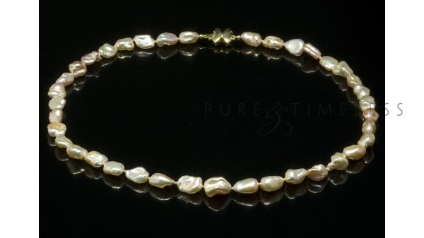 Champagnekleurig Keshiparelcollier en armband set