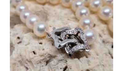 Akoya collier met witgouden slot met diamanten